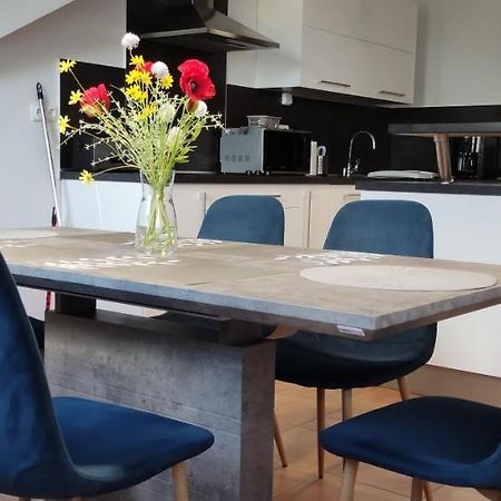 Ikon Apartman Hajduszoboszlo Ngoại thất bức ảnh