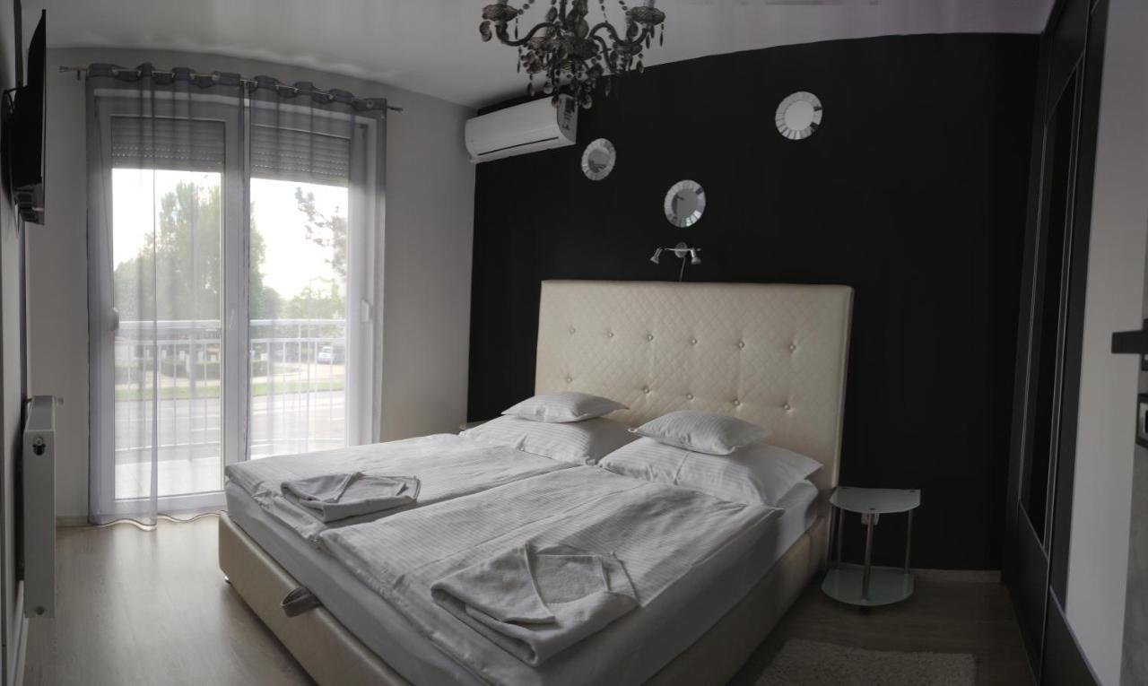 Ikon Apartman Hajduszoboszlo Ngoại thất bức ảnh